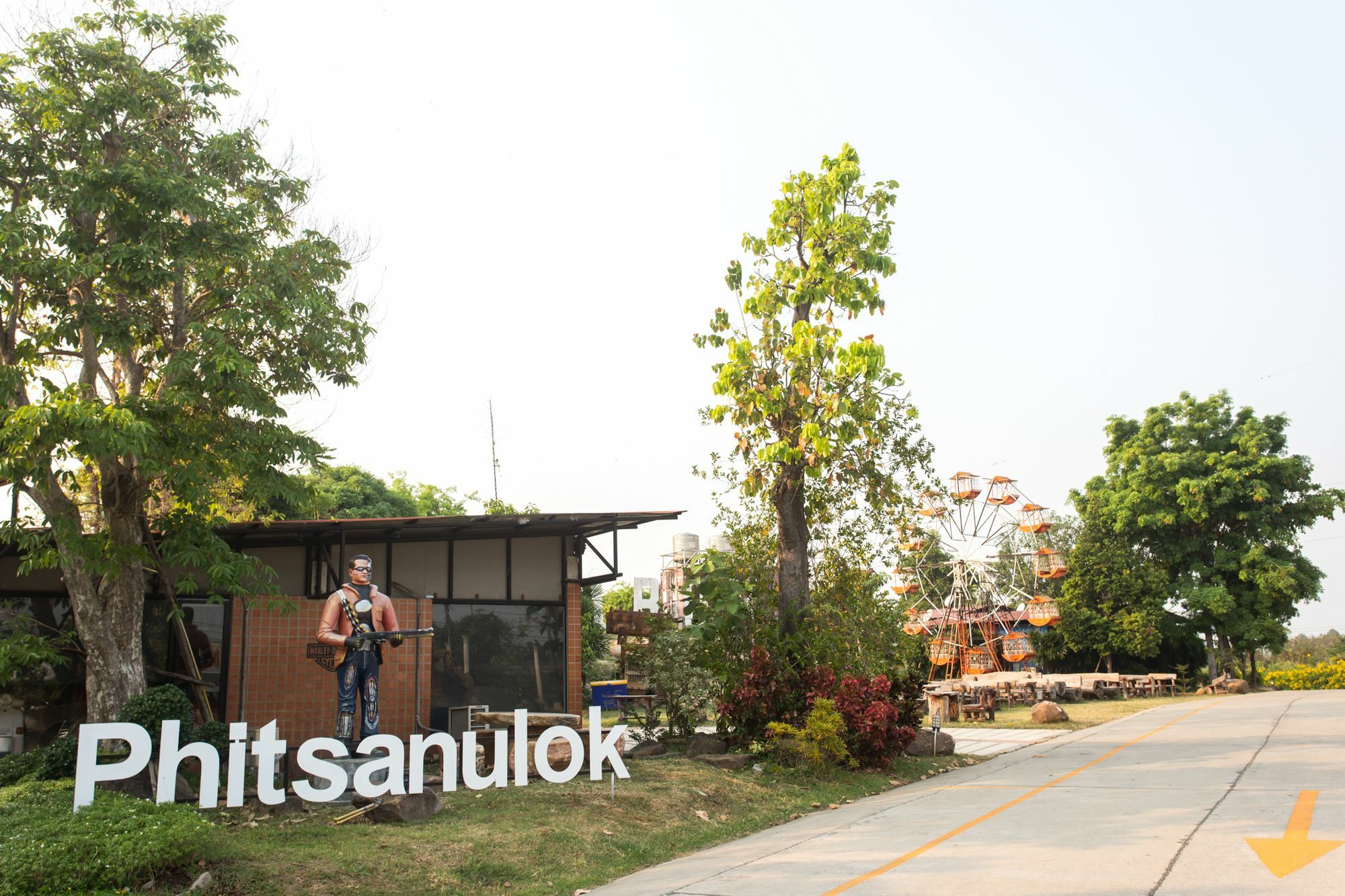 Iron Resort&Hotel Ban Khlong Exterior photo